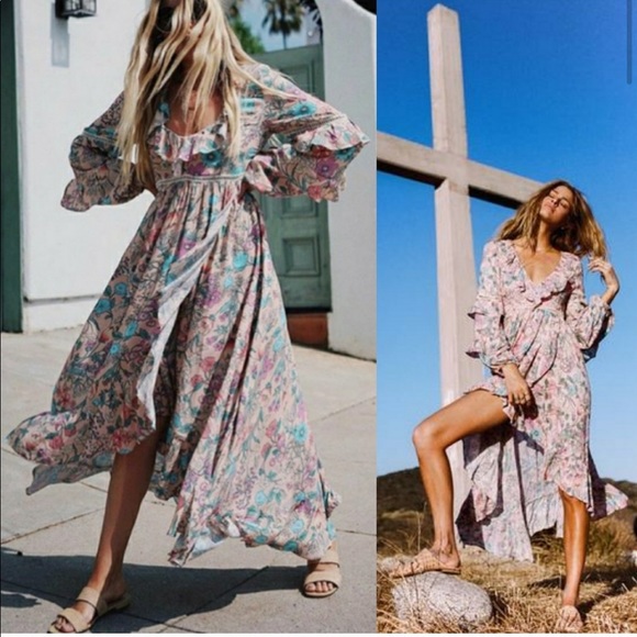 ✨Spell & the Gypsy Collective Sayulita Gown - Picture 2 of 9